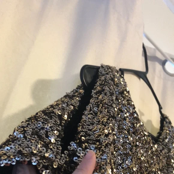Sequined Cold-shoulder Mini Dress - Picture 3 of 7